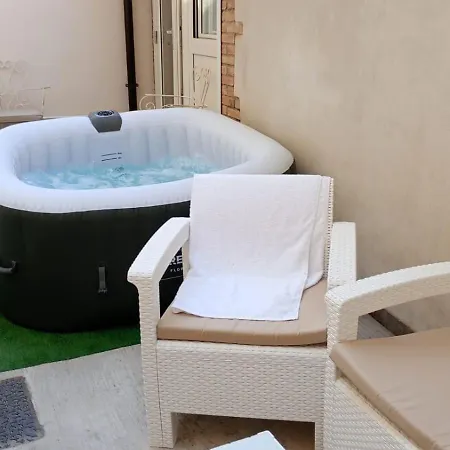 Loft Con Cortile Forlì